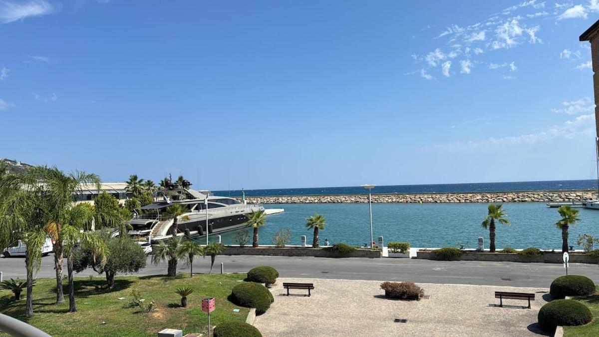 Luxury Apartment San Lorenzo Al Mare Exteriér fotografie
